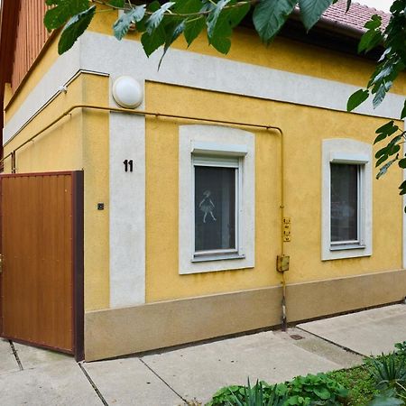 Koelcsey Vendeghaz Apartment Hódmezővásárhely Exterior foto