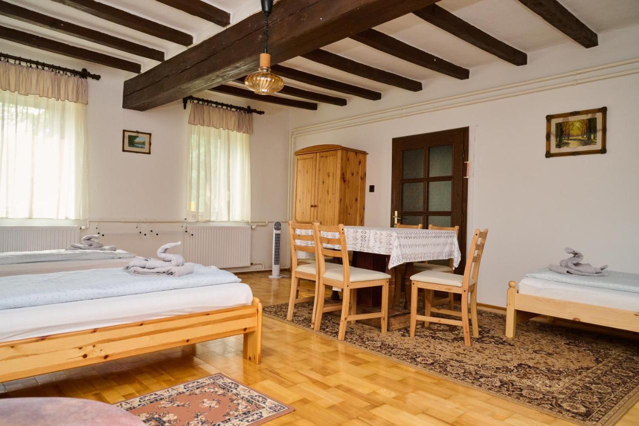 Koelcsey Vendeghaz Apartment Hódmezővásárhely Exterior foto