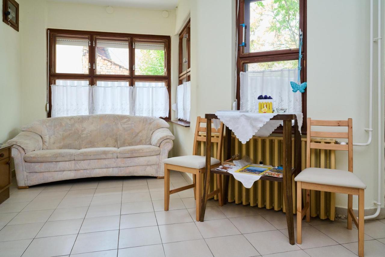 Koelcsey Vendeghaz Apartment Hódmezővásárhely Exterior foto