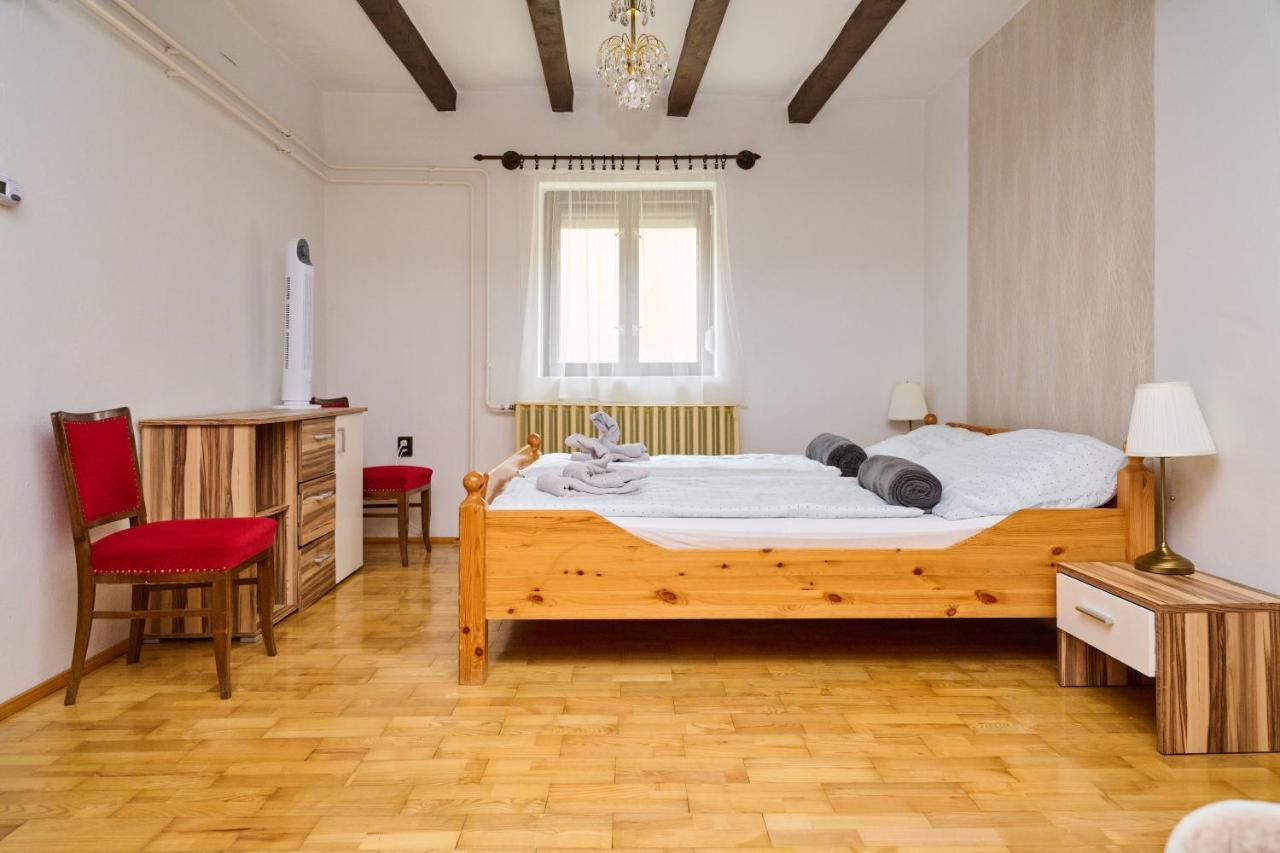 Koelcsey Vendeghaz Apartment Hódmezővásárhely Exterior foto