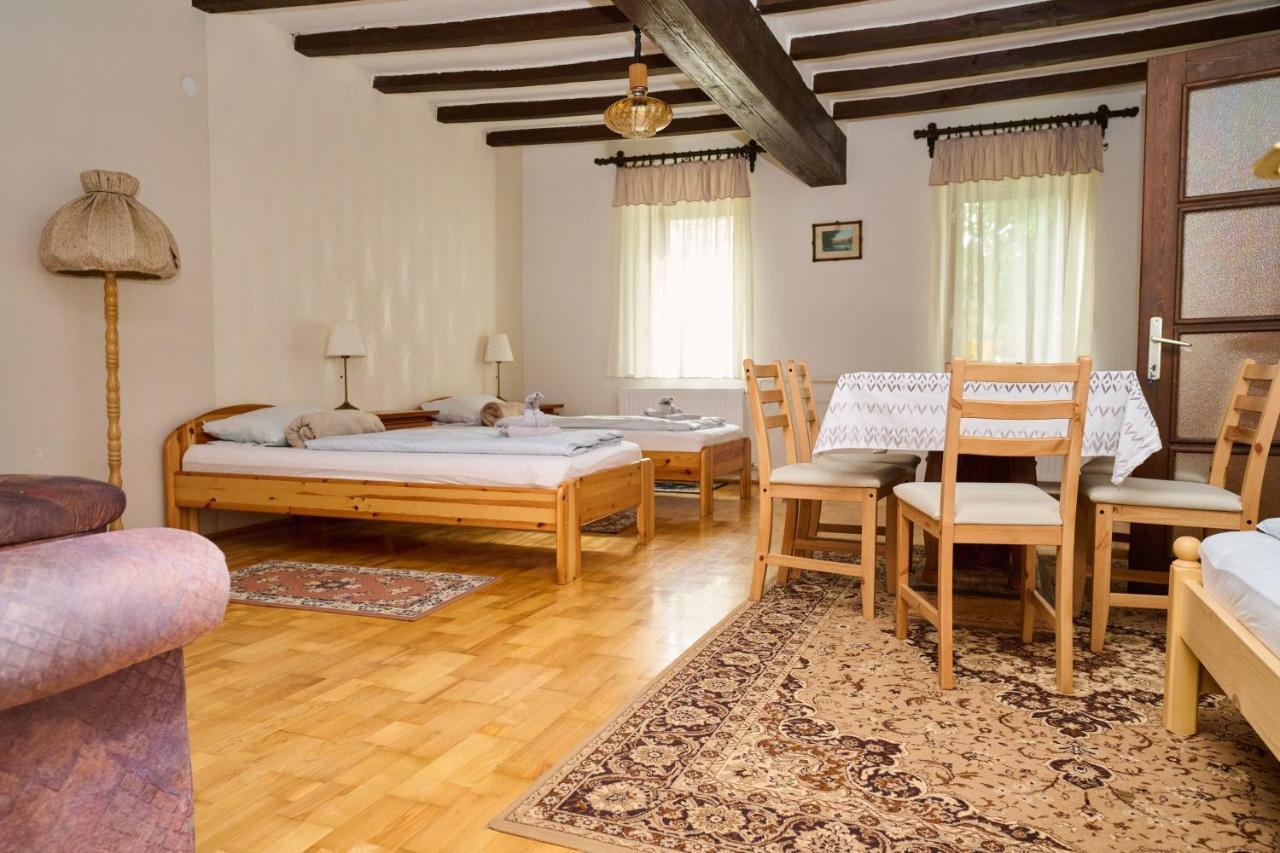Koelcsey Vendeghaz Apartment Hódmezővásárhely Exterior foto