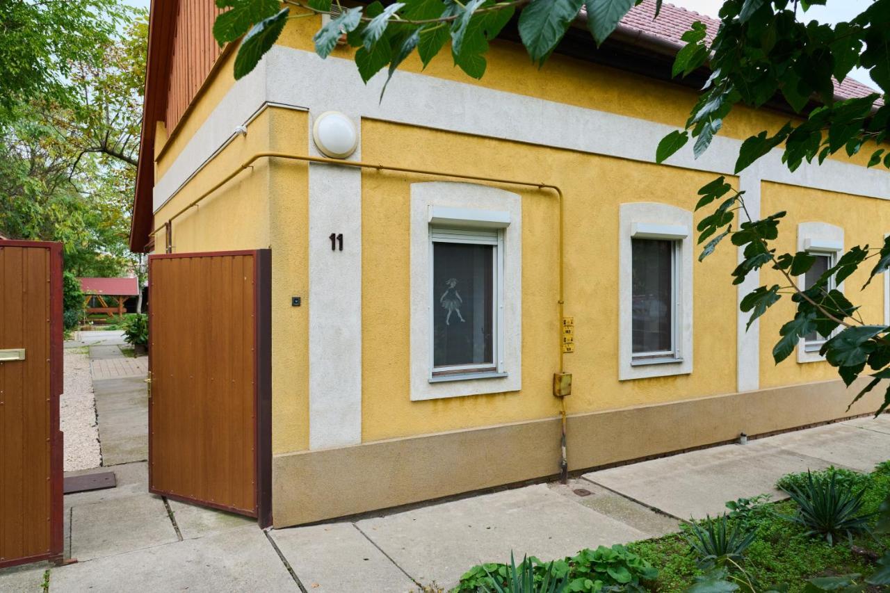 Koelcsey Vendeghaz Apartment Hódmezővásárhely Exterior foto