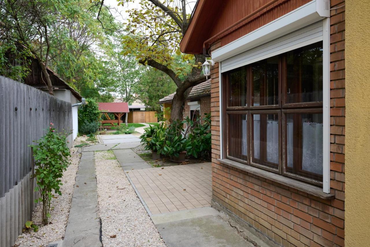 Koelcsey Vendeghaz Apartment Hódmezővásárhely Exterior foto